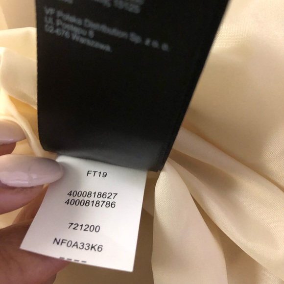 The North Face Rissy 2 Hooded Water Repellant Rain Coat - Picture 6 of 9